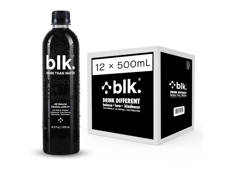 Ví dụ về thiết kế sản phẩm bao bì ấn tượng Black Water